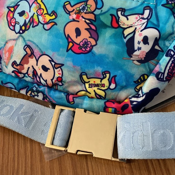 ❤️ Tokidoki Watercolor Paradise Unicorno Rainbow Fanny Pack Waist Belt Bag - Picture 11 of 16